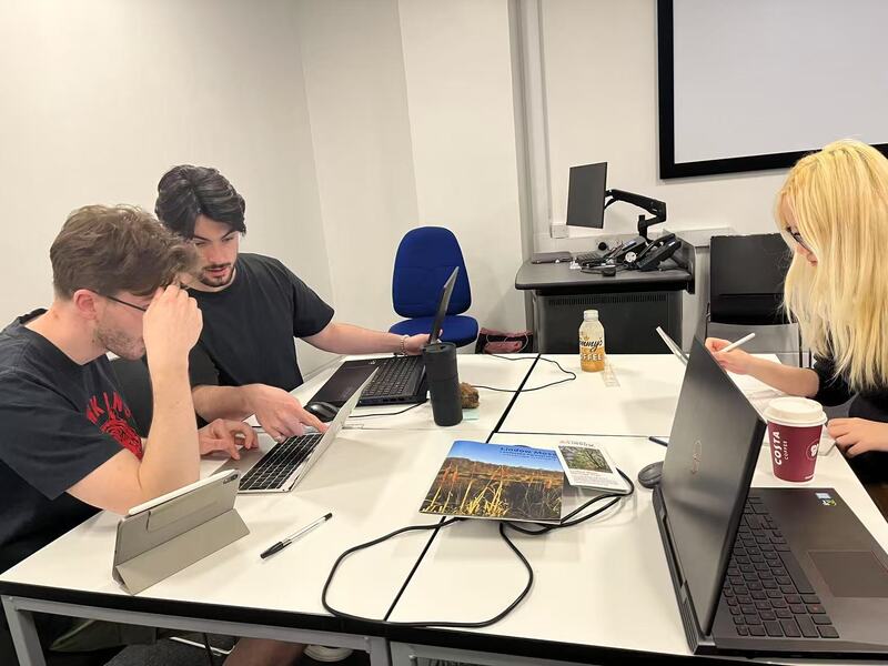 Group 09 WINDOW INTO LINDOW (Posted 12 May 2025 16:00)